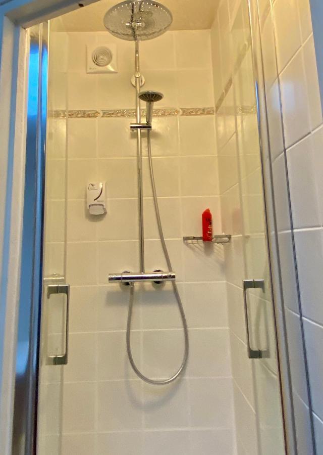 פריז Hotel Studia מראה חיצוני תמונה